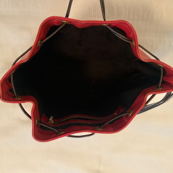 Authentic Louis Vuitton Noe Bucket Bag - Picture 5 of 5